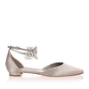Sicaria light grey satin flat