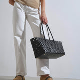 Neo Mina 32 black bag