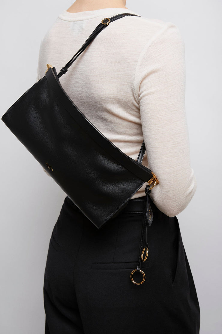 Le Click east west medium black bag