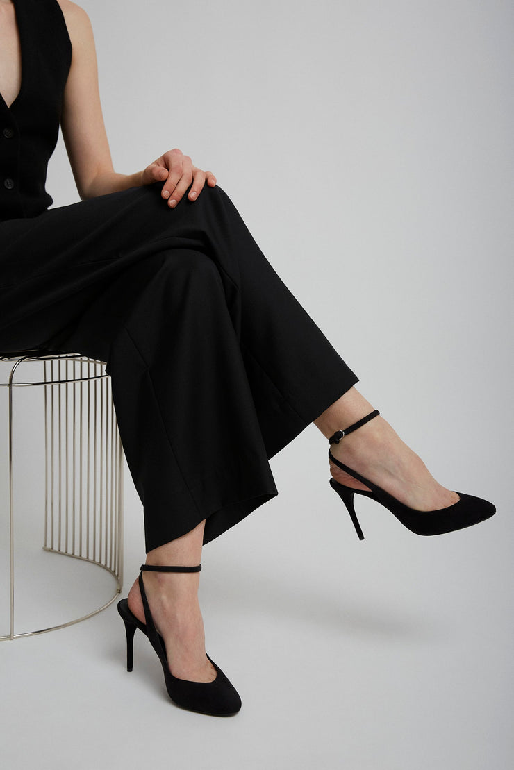 Decollete 90 black slingbacks