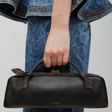 Le Teckel ebony black clutch