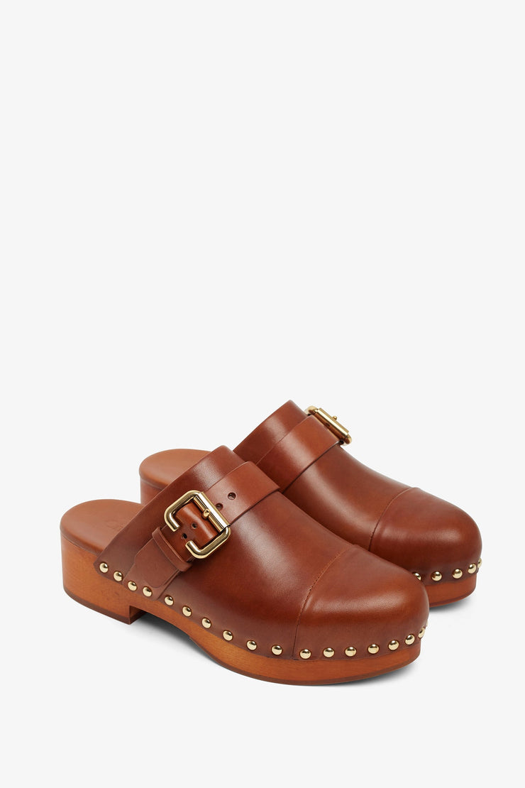 Jeannette brown leather clogs