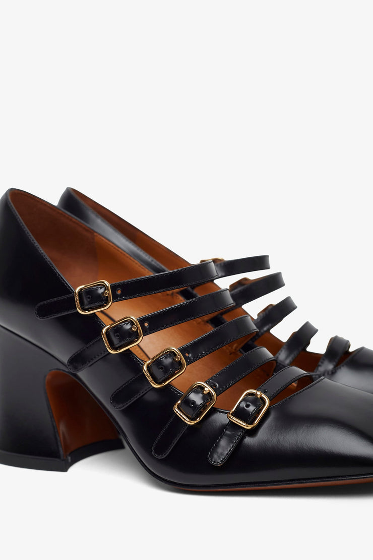 Janis black pumps