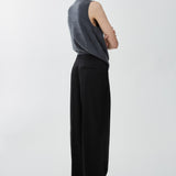 Tailored black pants in wool