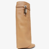Shark lock beige leather boots