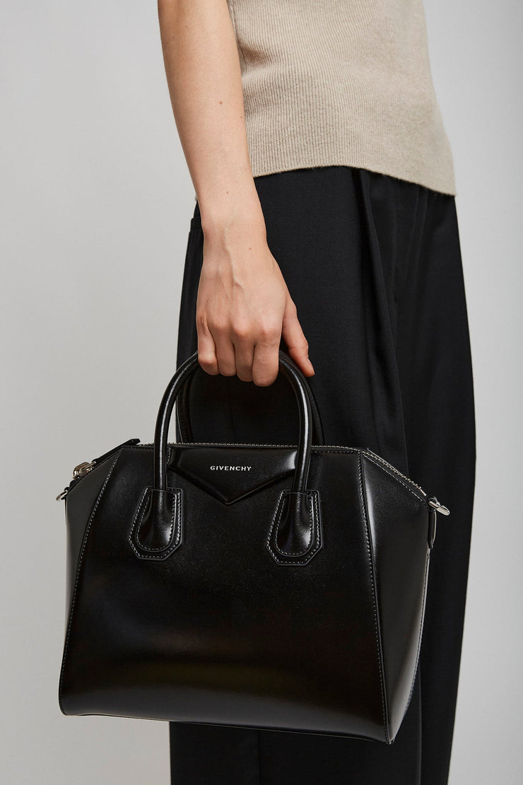 Antigona black small bag