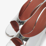 Anok 105 silver slippers