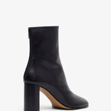 Tug 80 black ankle boots