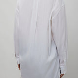 Relaxed white shirt
