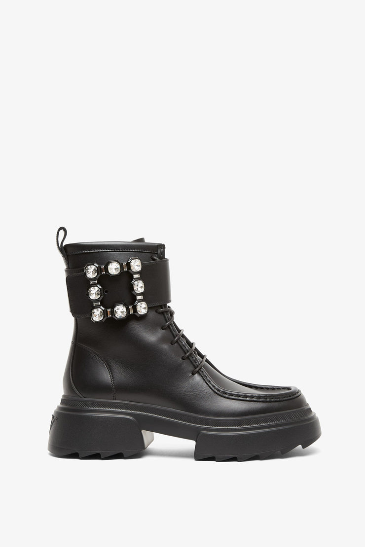 Wallaviv black leather boots