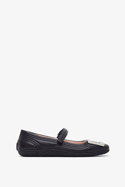 Padded black ballerinas
