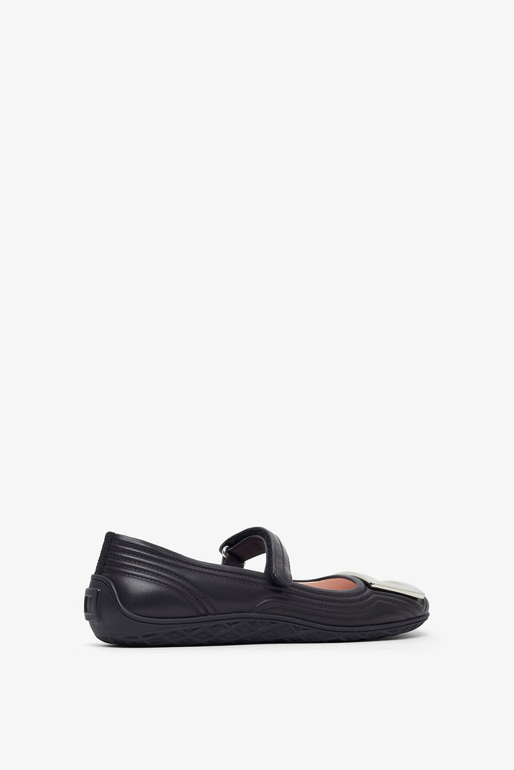 Padded black ballerinas
