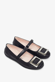 Padded black ballerinas