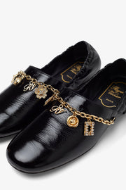 Roundytoe black with gold charm slippers