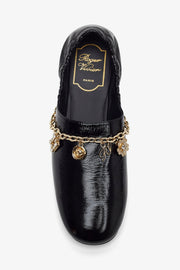 Roundytoe black with gold charm slippers