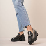 Vara chain black leather loafers