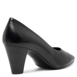 Charlotte black pumps