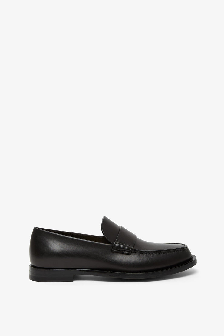 Novus black leather moccasin