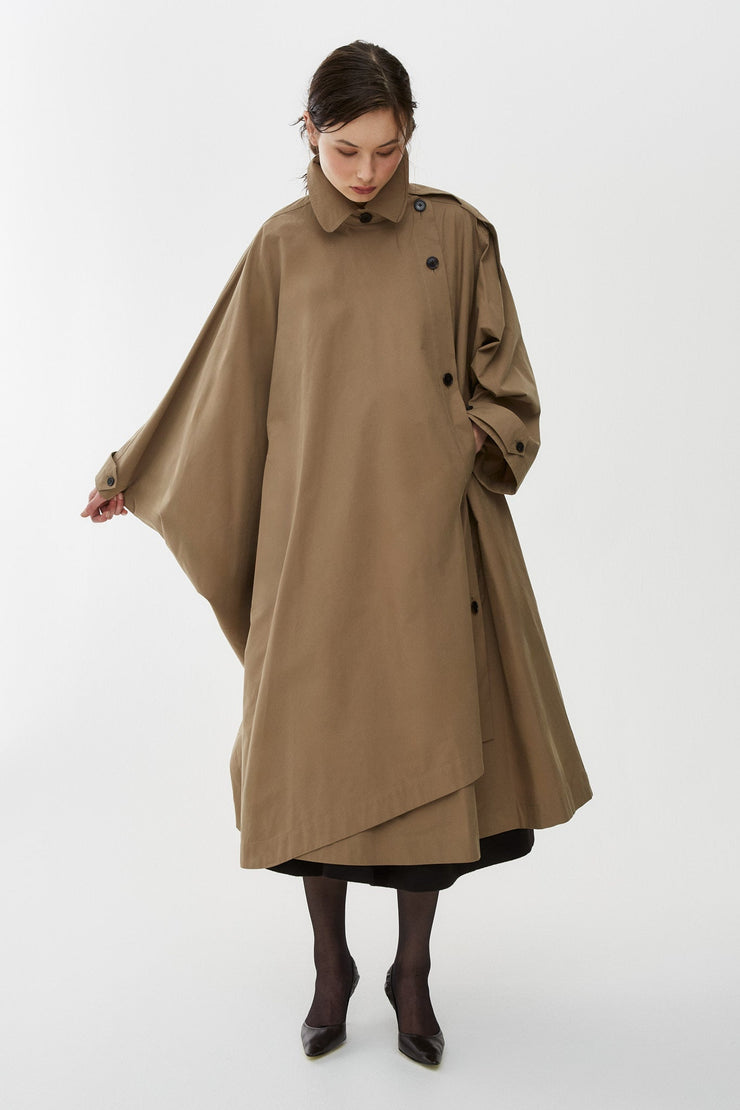 Aralia beige coat