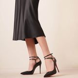 Conclusive 100 black leather pumps